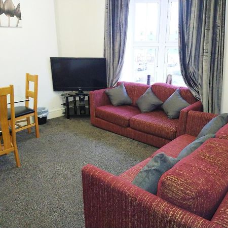 Derwent Street Apartment 2 - Self Contained - 2 Bed Self Catering Apartment Веркінґтон Екстер'єр фото