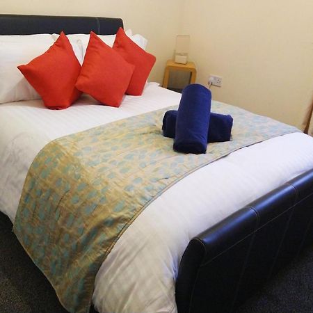 Derwent Street Apartment 2 - Self Contained - 2 Bed Self Catering Apartment Веркінґтон Екстер'єр фото